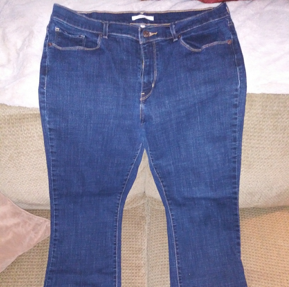 Stretch Bootcut Jeans